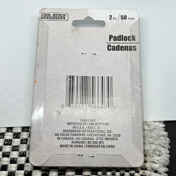 Lock 🔐 - Picture 7 of 8